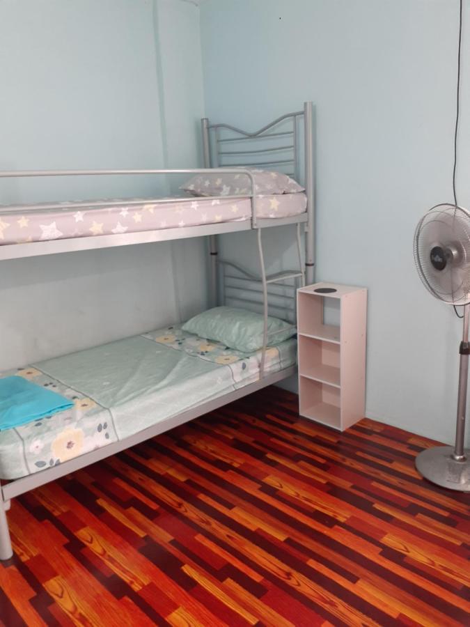 Homestay Idaman Tun Hussein Perai Exterior foto