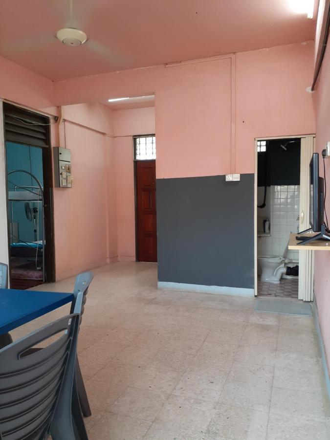 Homestay Idaman Tun Hussein Perai Exterior foto