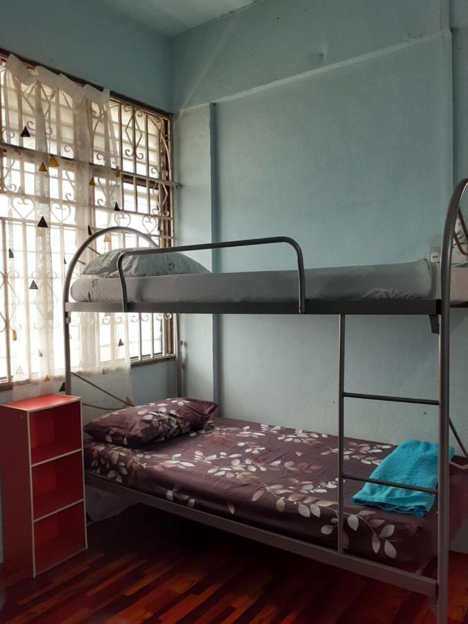 Homestay Idaman Tun Hussein Perai Exterior foto