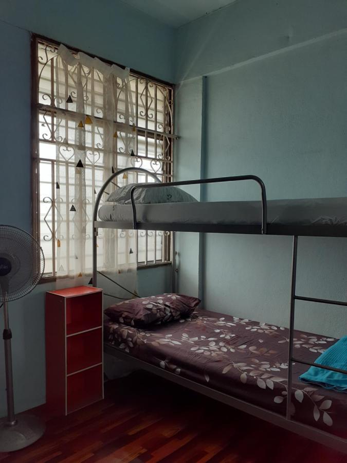 Homestay Idaman Tun Hussein Perai Exterior foto